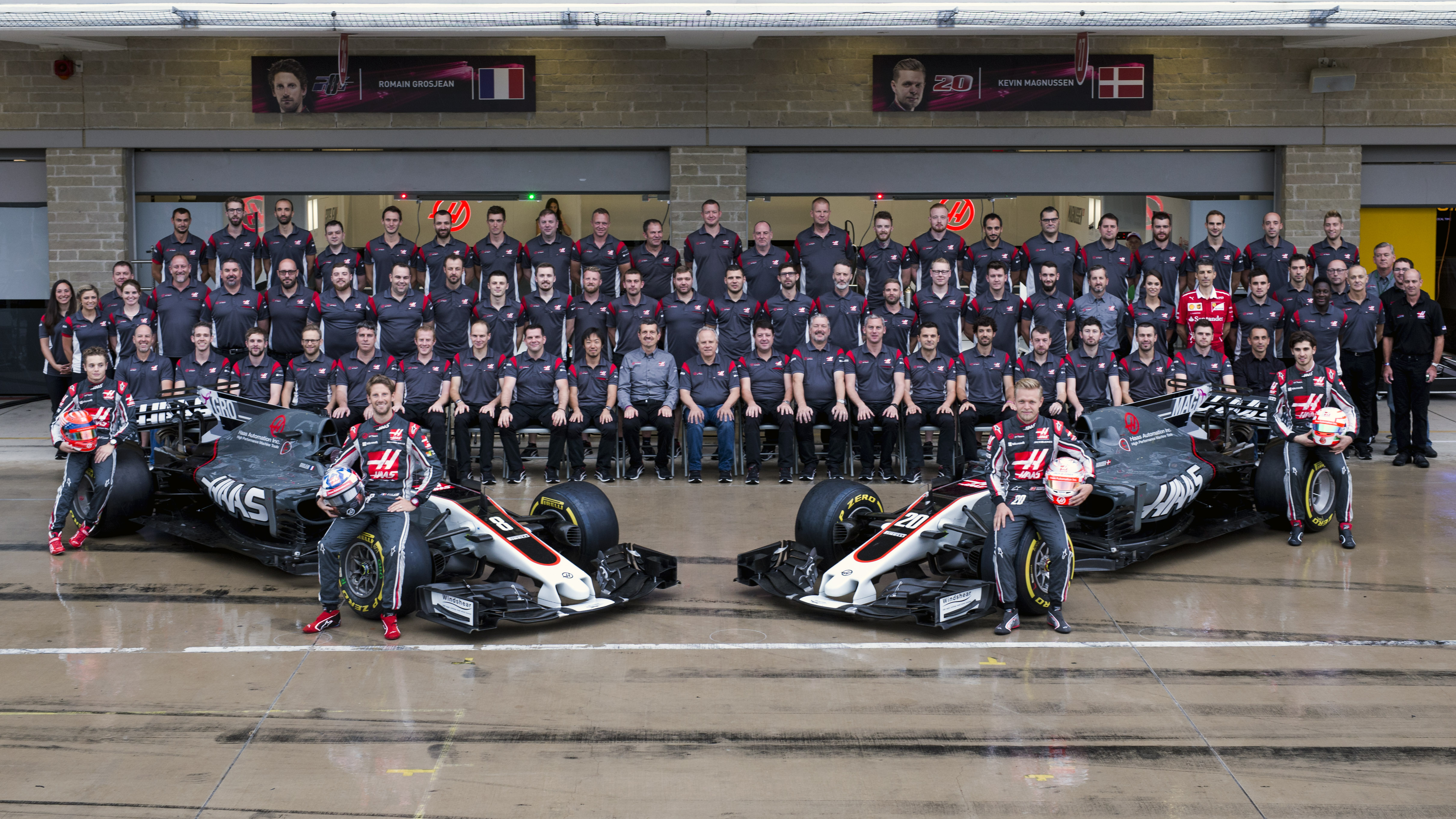 Haas team photo 2017