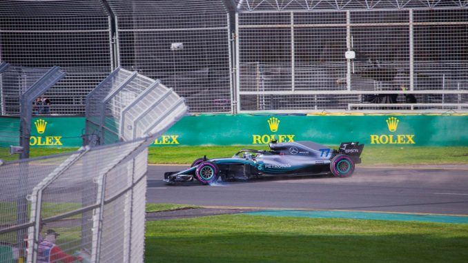 Valtteri Bottas crashes in Q3