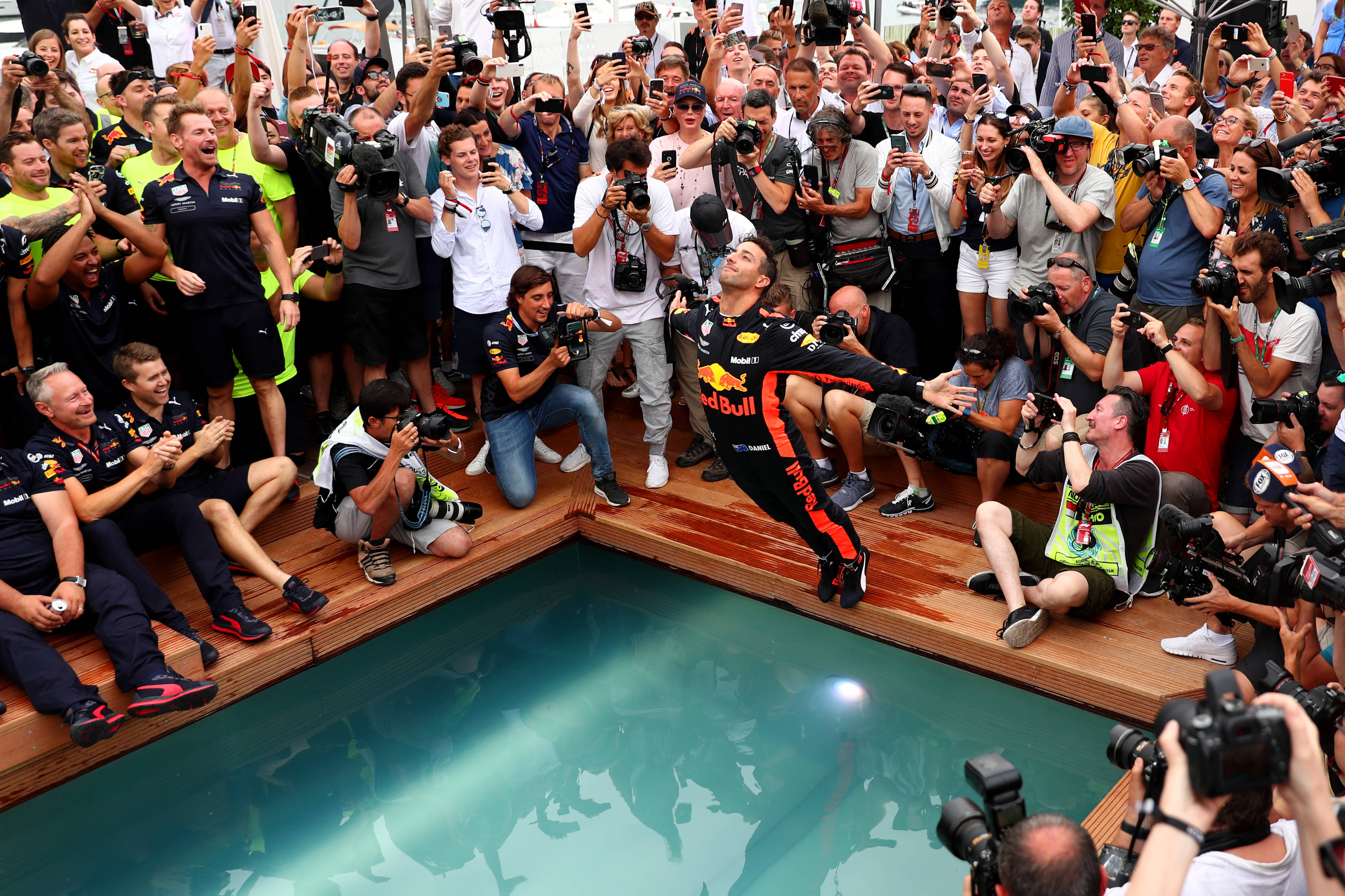 2018 Monaco GP: Ricciardo claims first Monaco win